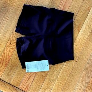 Brand new lululemon shorts, sz 2.